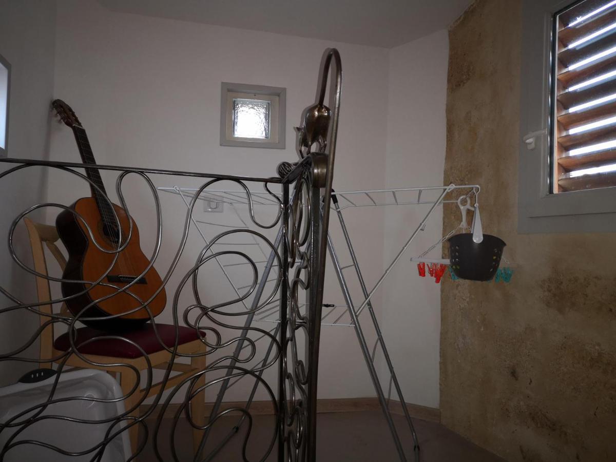 Montcalm Climatise En Plein Ecusson Apartment Montpellier Exterior photo